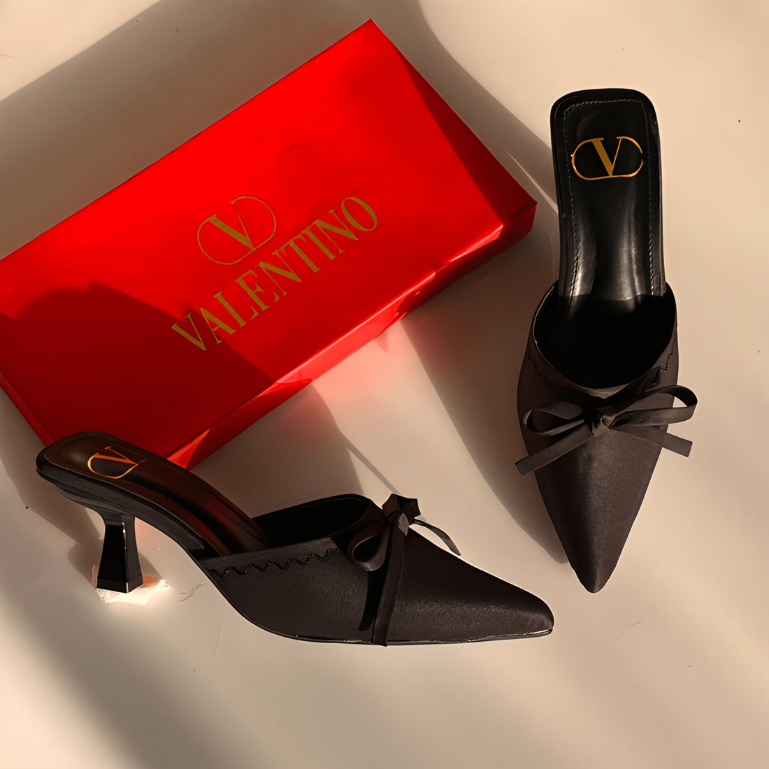 Aura Luxe Signature Heels - Black