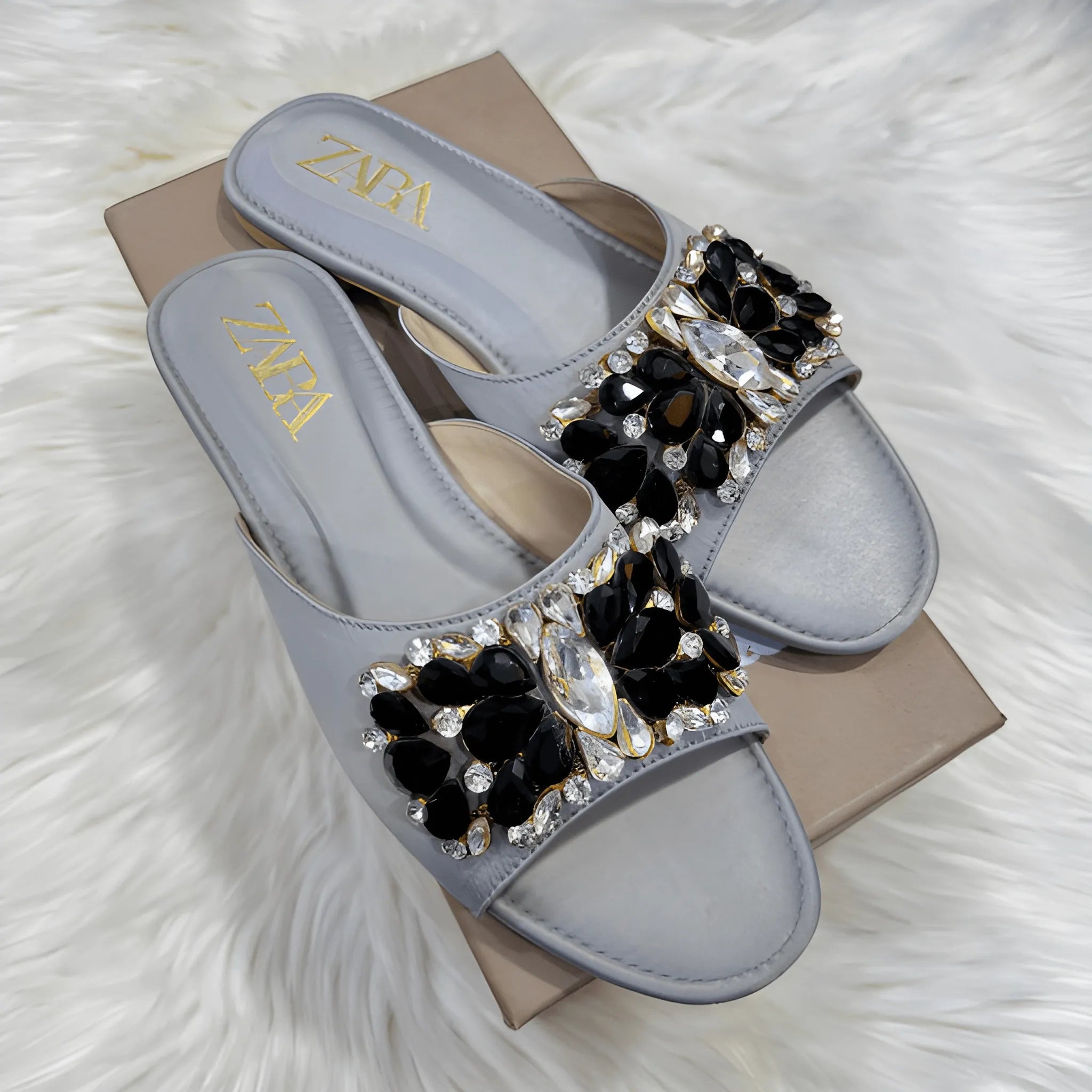 Classic Glossy Buckle Flat - Blue