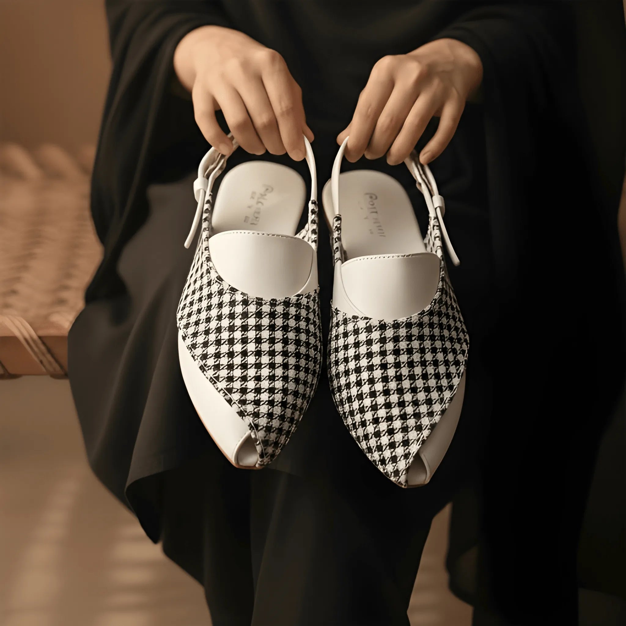 Classic Peshawari Sandal - White