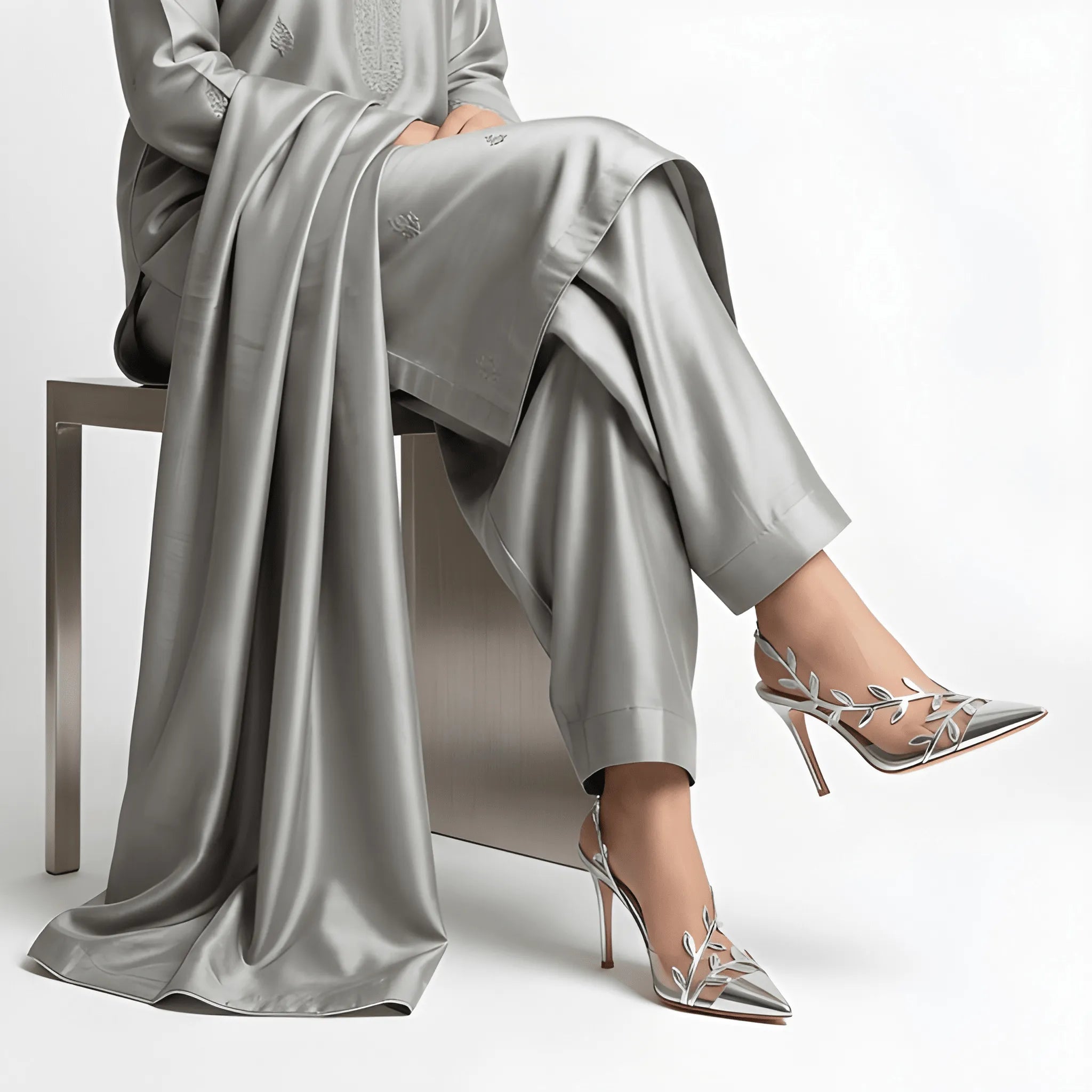 Classic Pointed Heel - Silver