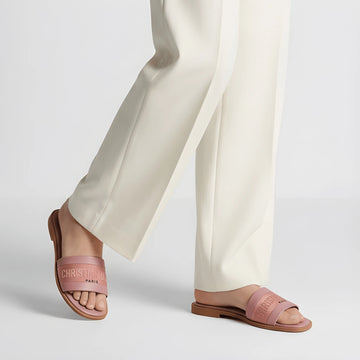 Couture Embroidered Flat - Pink