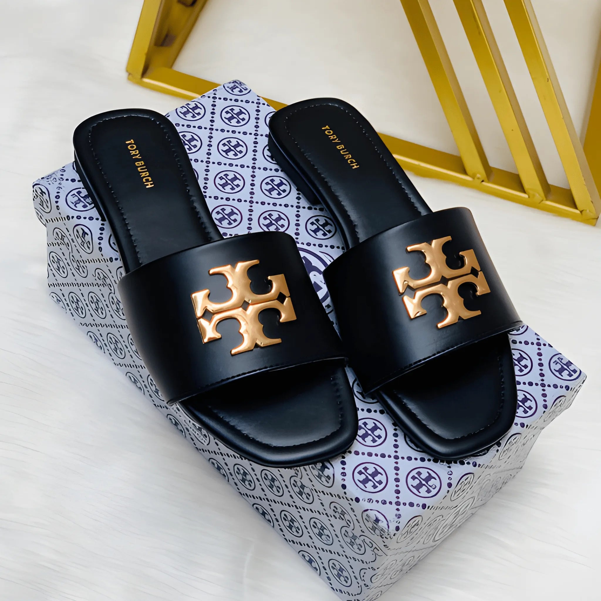 Elegant Everyday Flat Slipper - Black