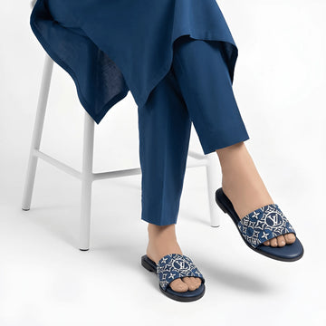 Embroidered Pattern Slipper - Blue