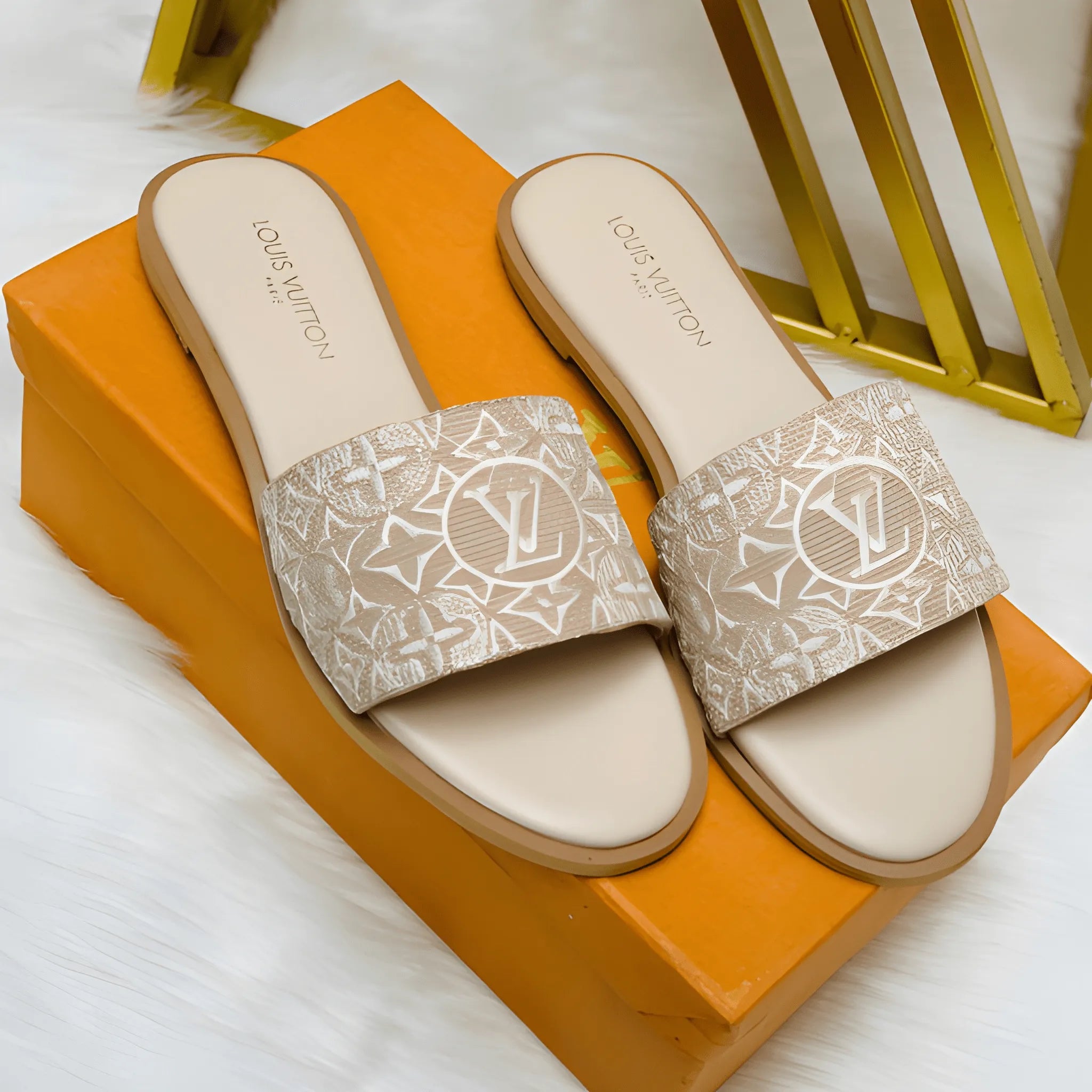 Embroidered Pattern Slipper - Fawn
