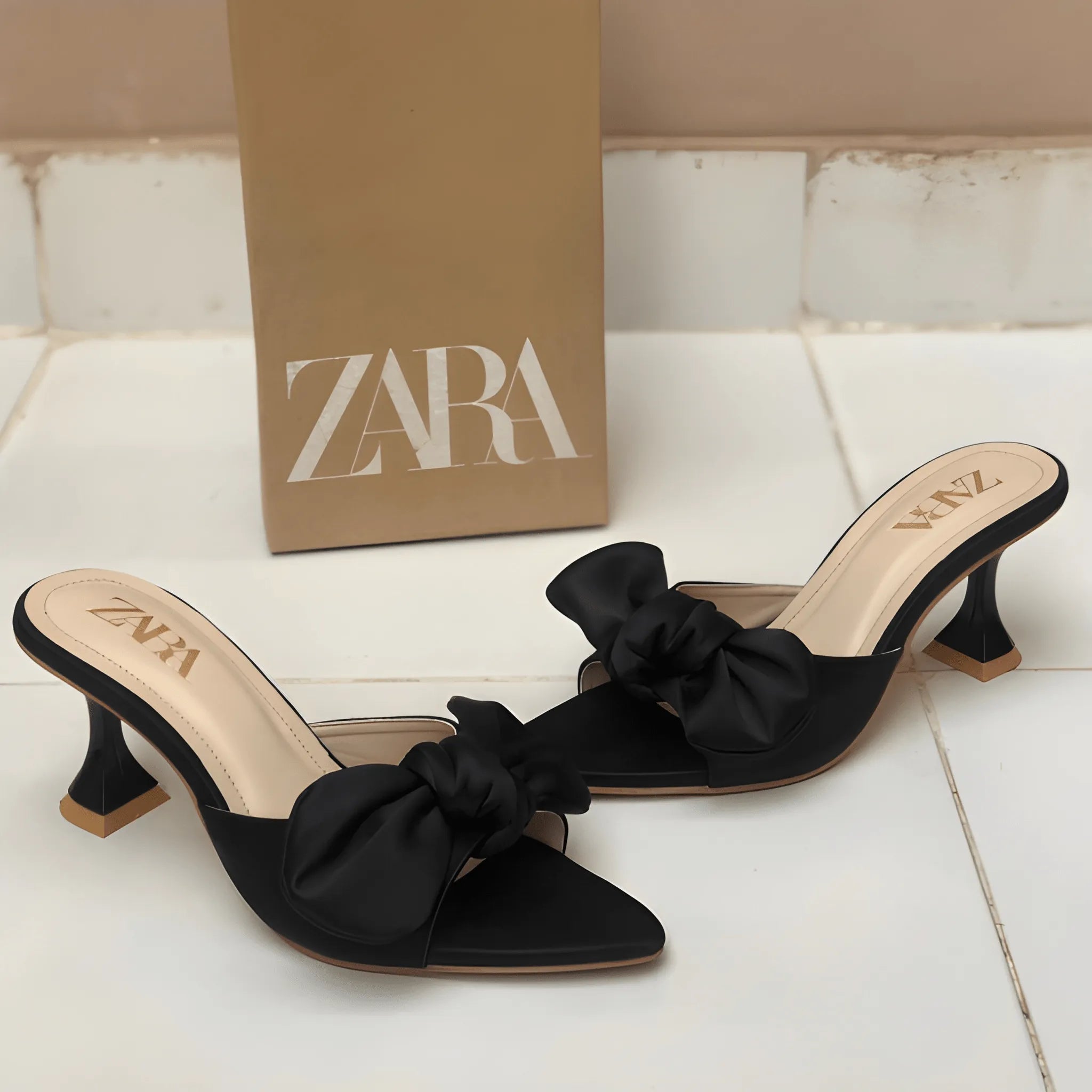 Glam Bow Detail Heel - Black