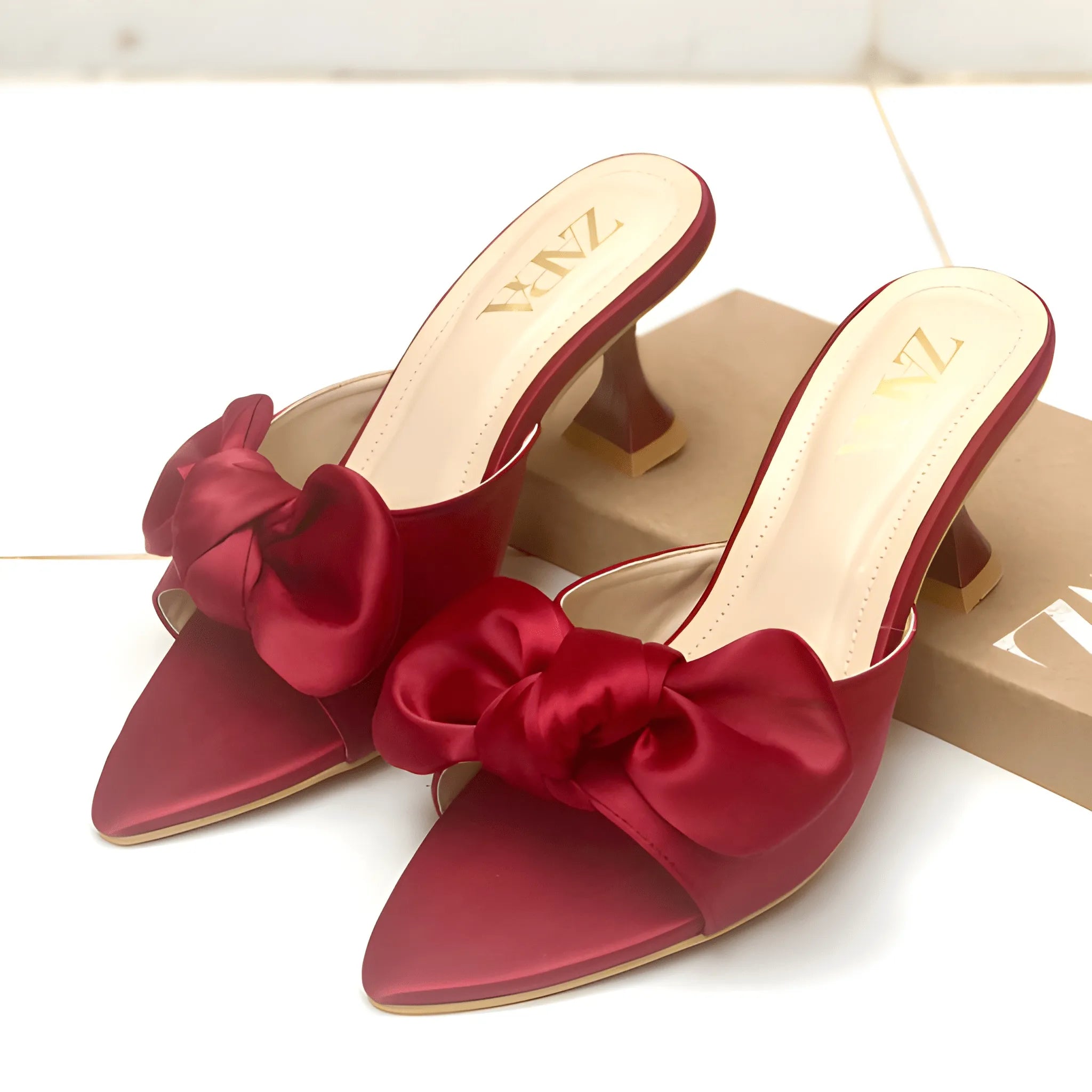 Glam Bow Detail Heel - Maroon
