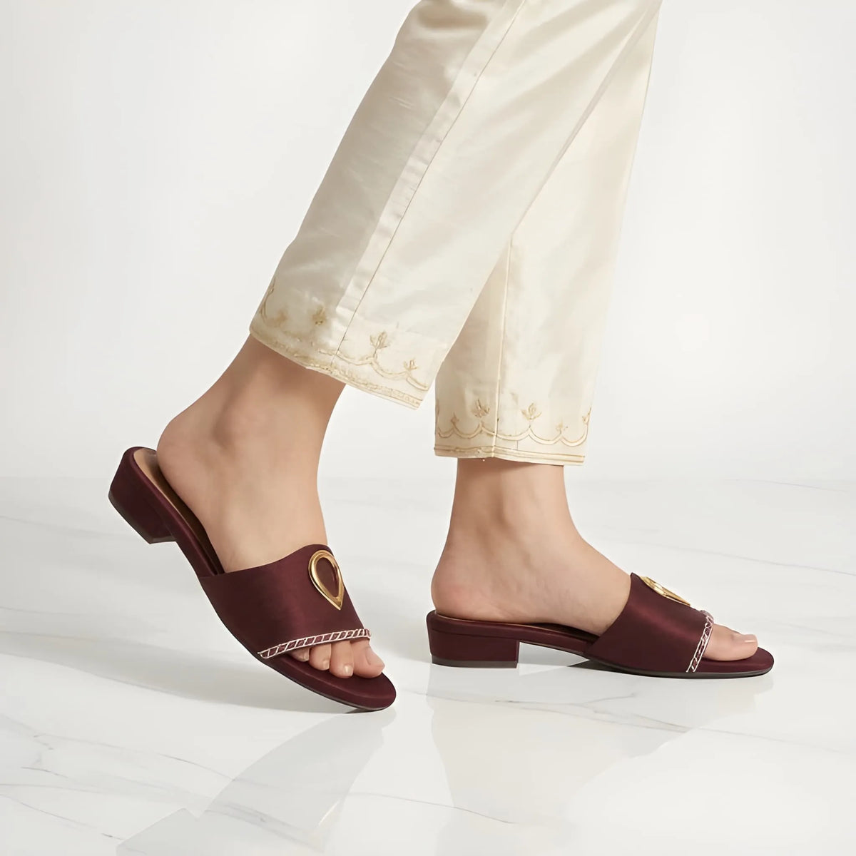 Golden Teardrop Luxe - Maroon