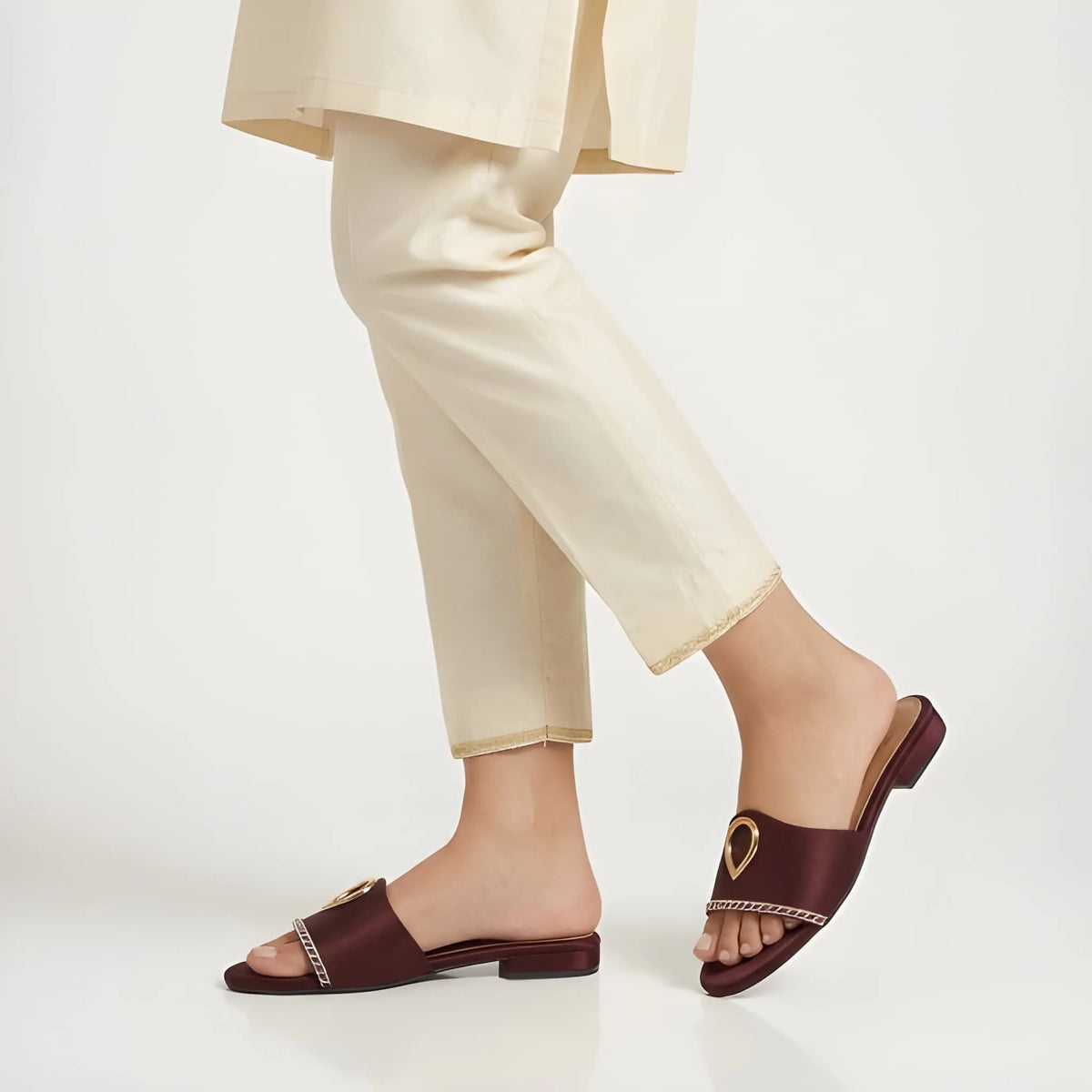 Golden Teardrop Luxe - Maroon