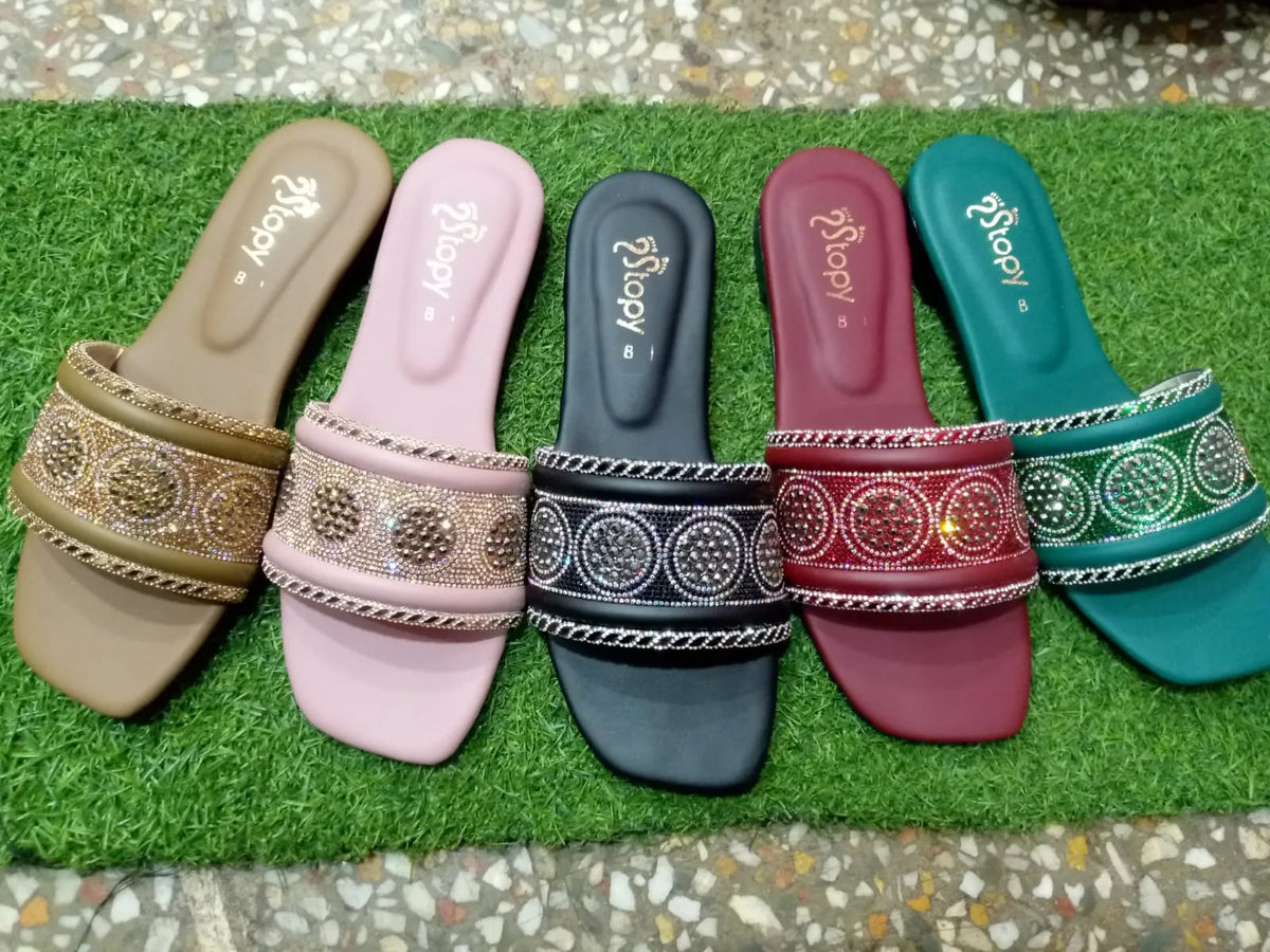 Intricate Luxe Flat