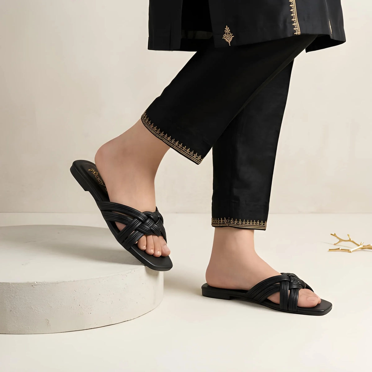 Luxe Knot Strap Slipper