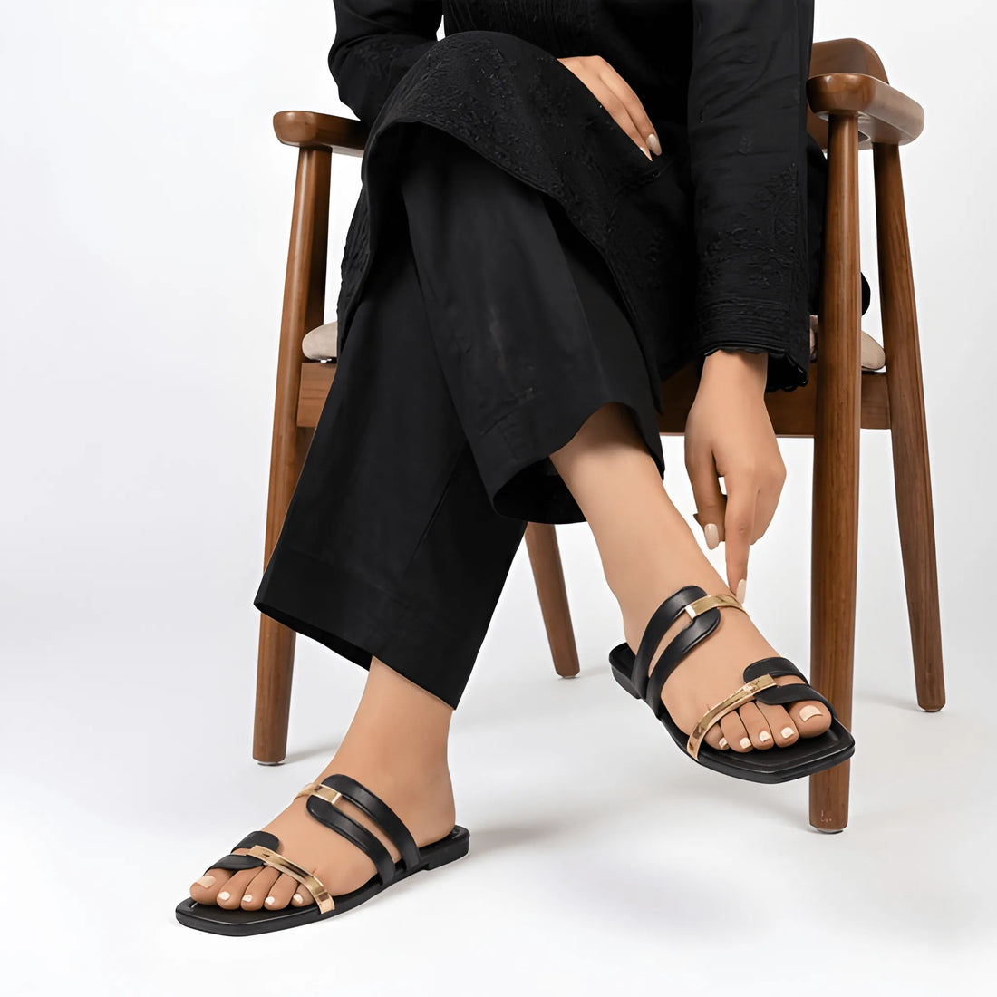Metallic Gold Slide - Black