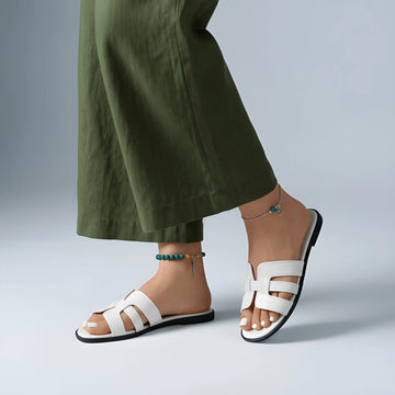 Minimal Mule Slipper - White