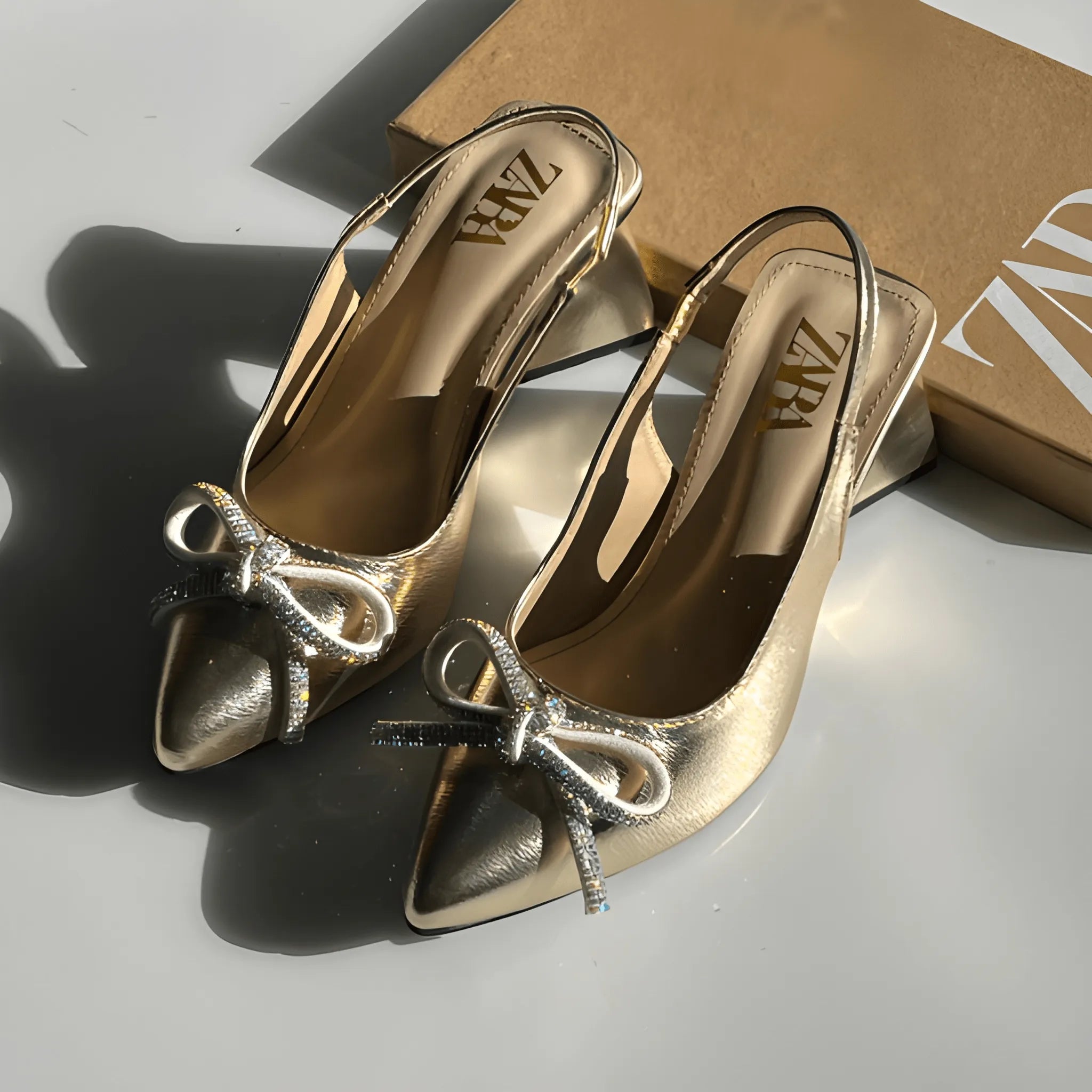 Minimalist Corded Heel - Gold