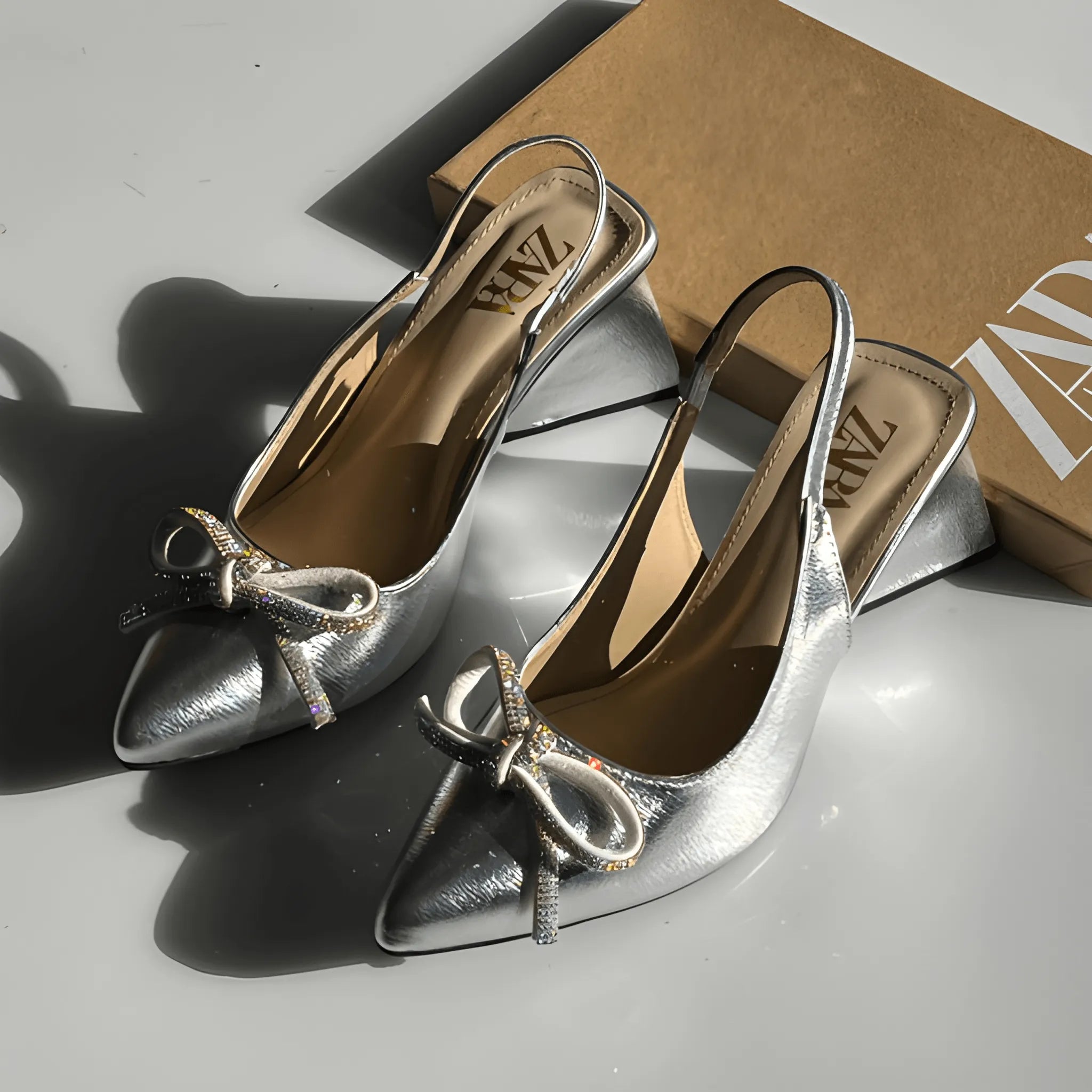 Minimalist Corded Heel - Silver