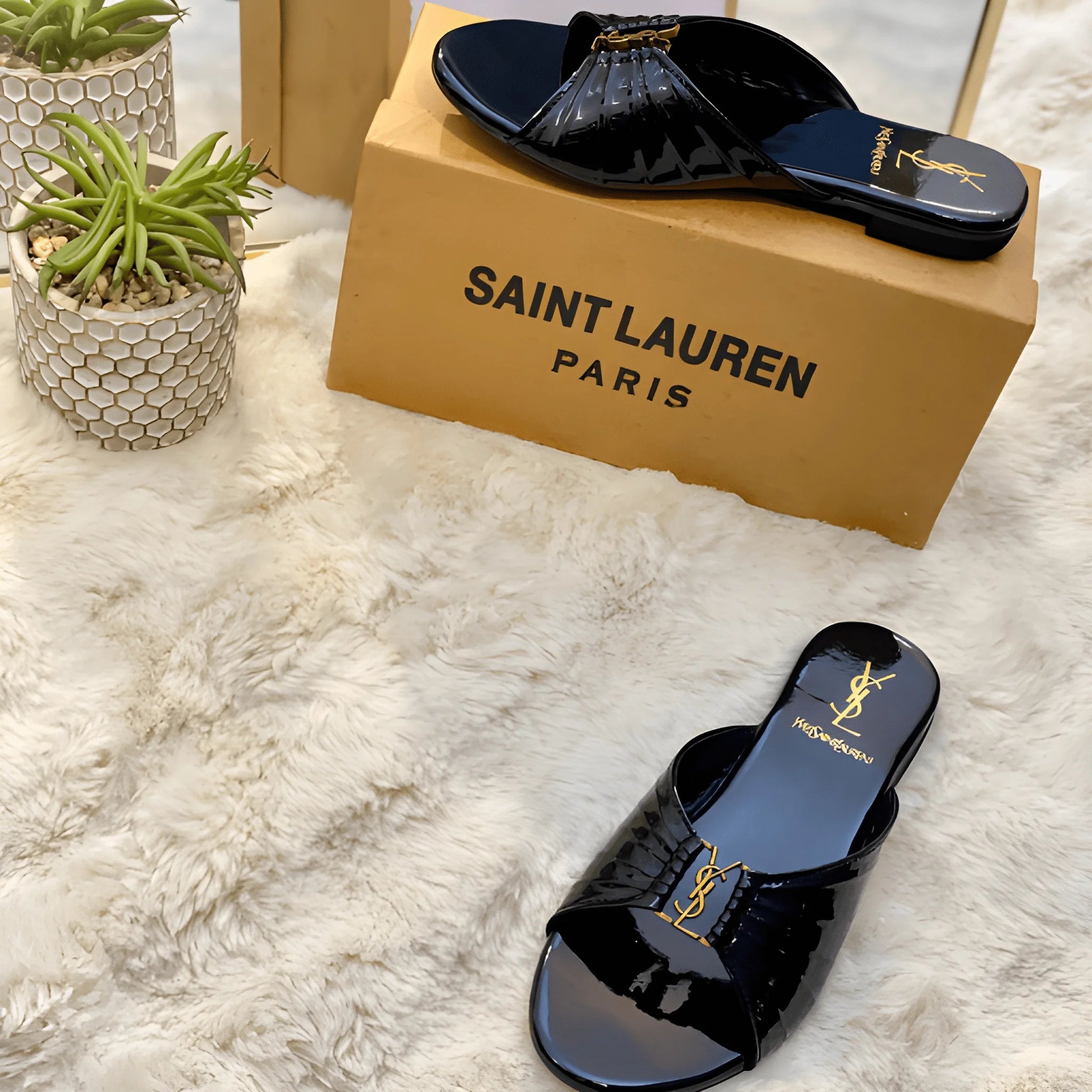 Modern Élan Step Slides - Black