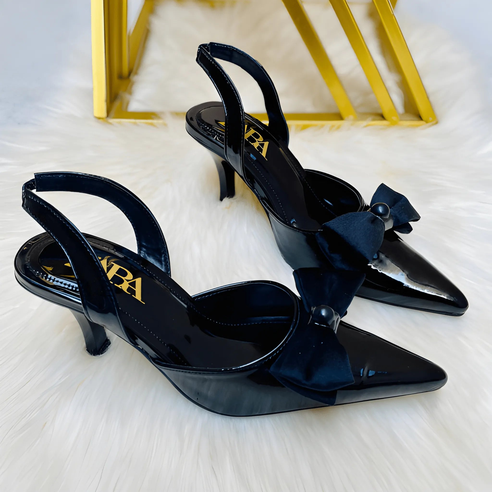 Pearl Tie Pointed Heel - Black