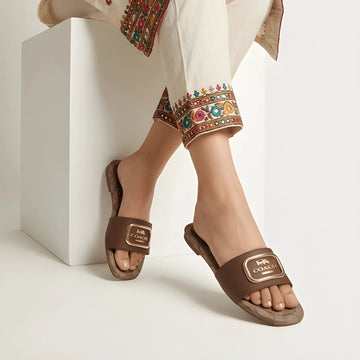 Refined Style Flat - Brown