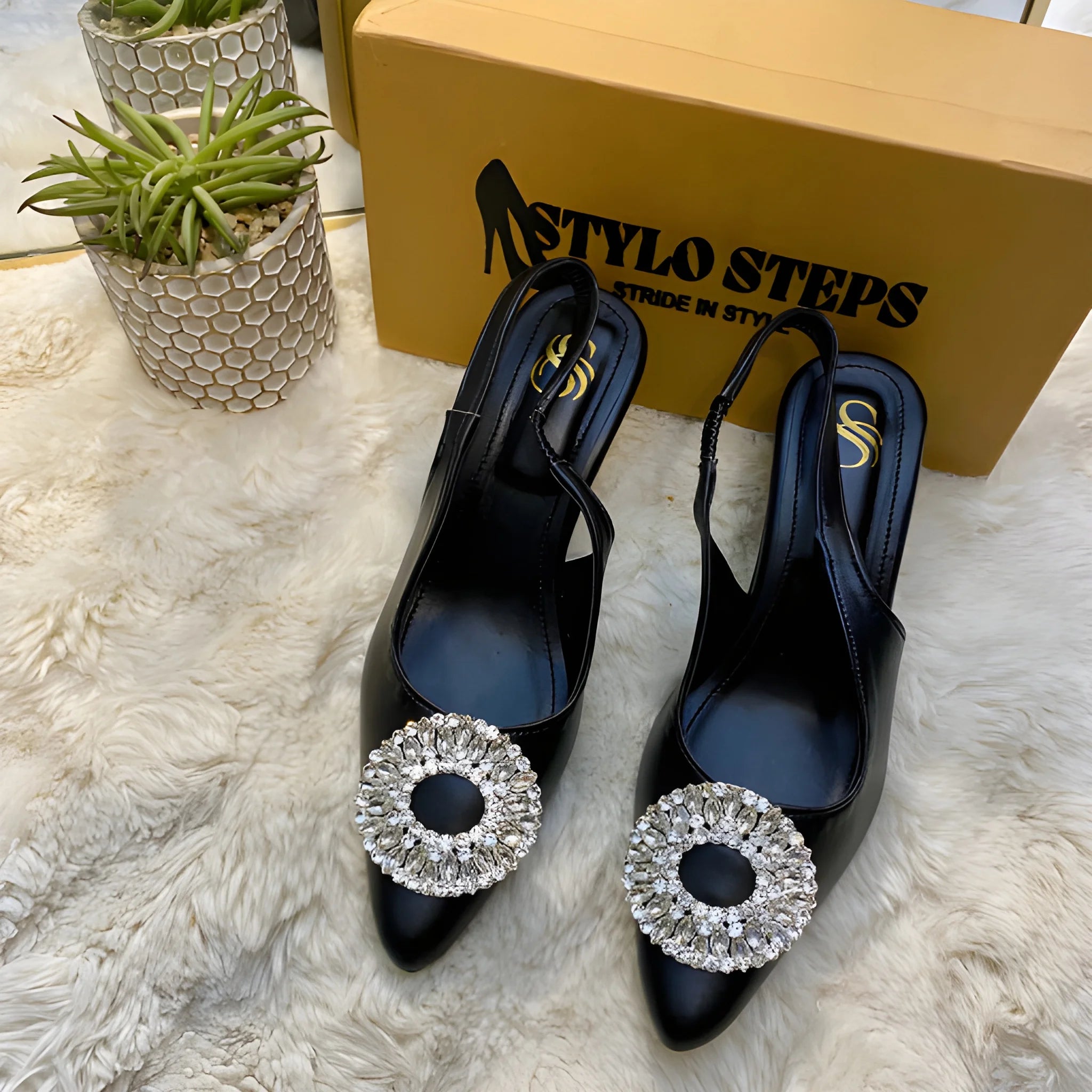 Royal Style Heel - Black