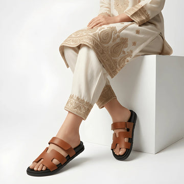 Sculpted Anatomical Sandal - Brown