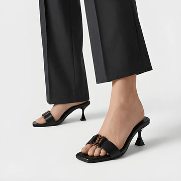 Slim Point Kitten Heel - Black