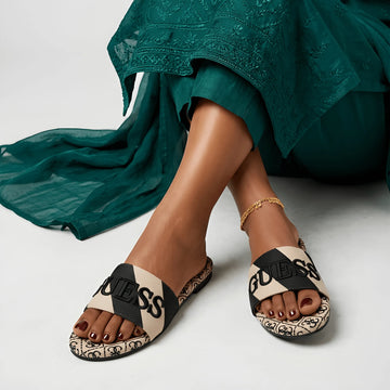 The Artisan Embroidered Flat - Black
