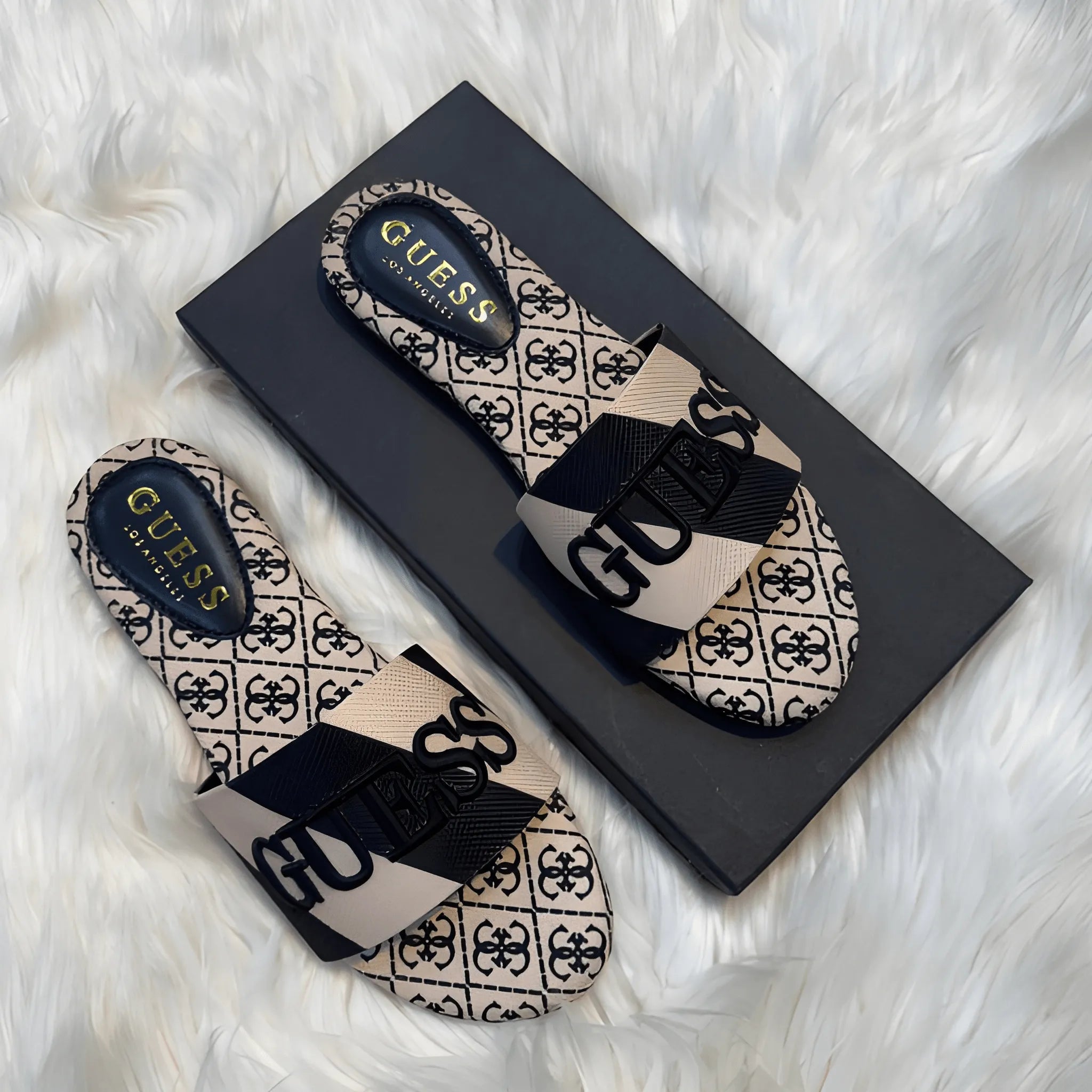 The Artisan Embroidered Flat - Black