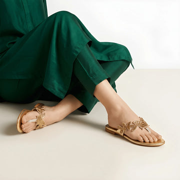 The Sunscape Tassel Flat - Gold