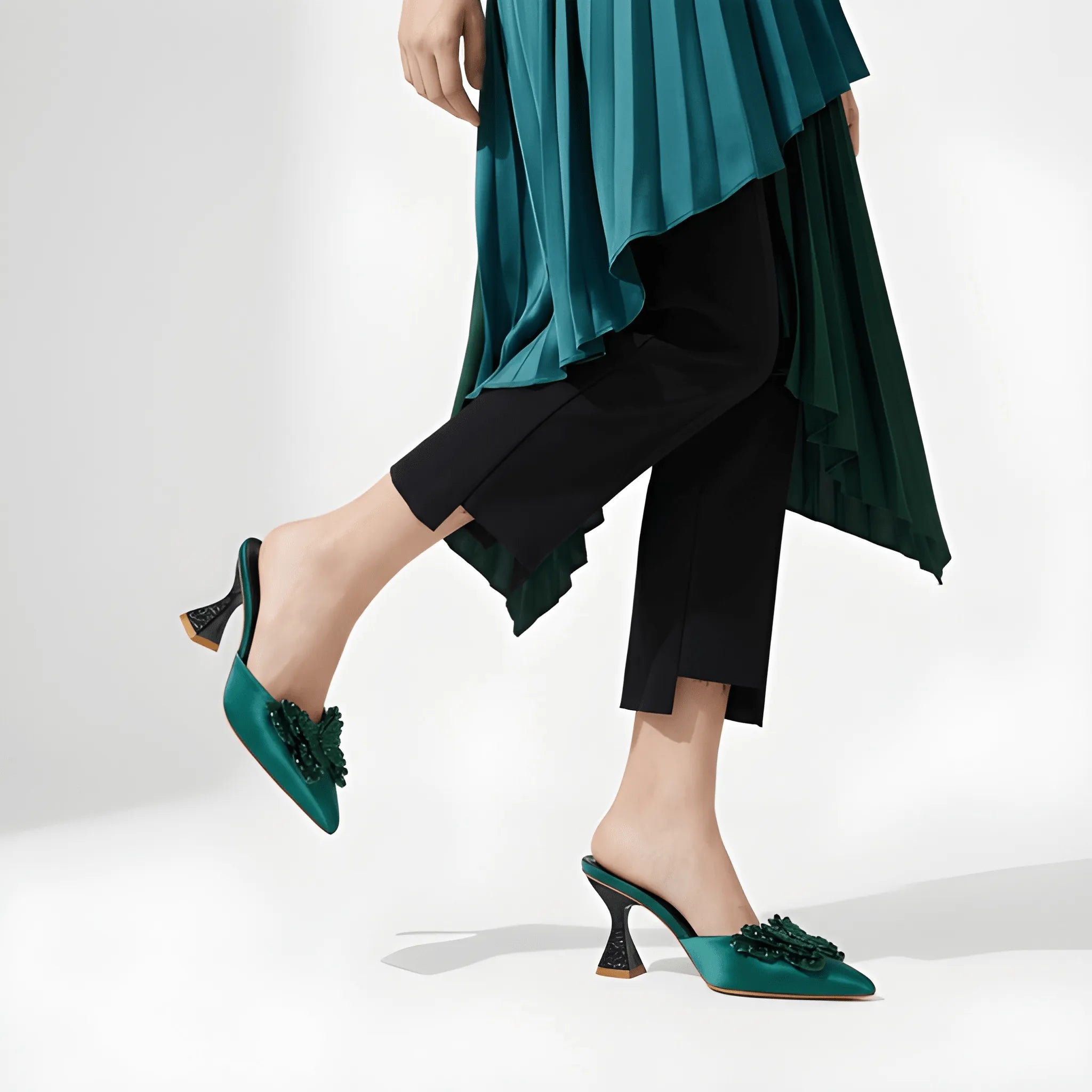 The Uptown Slingback Heel - Green