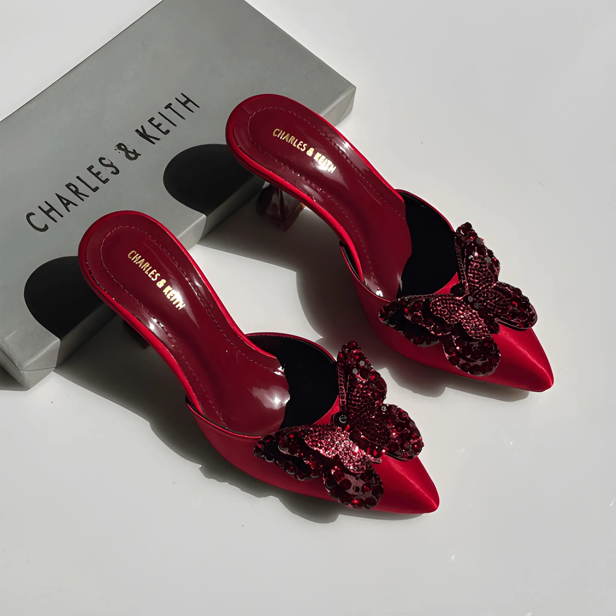 The Uptown Slingback Heel - Red